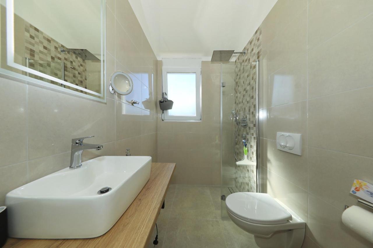 Apartment Gaby Božava Extérieur photo
